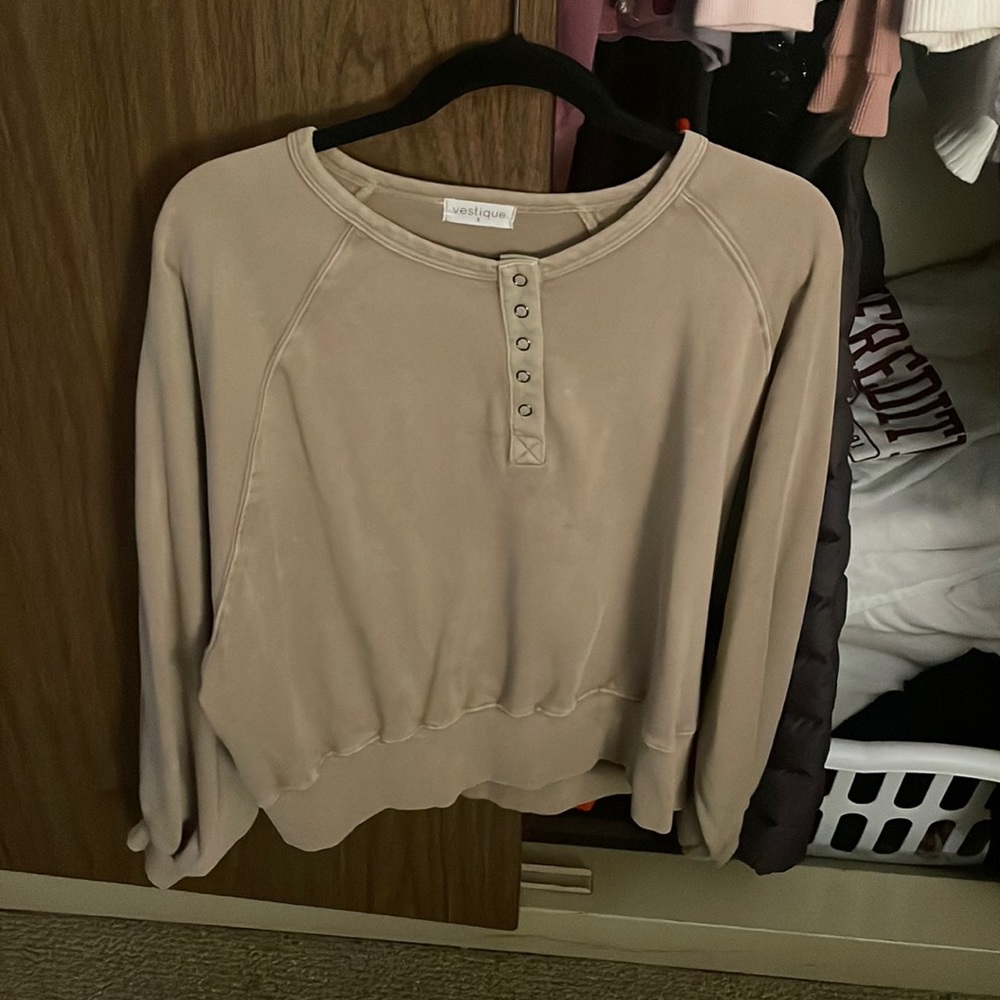 vestique sweater